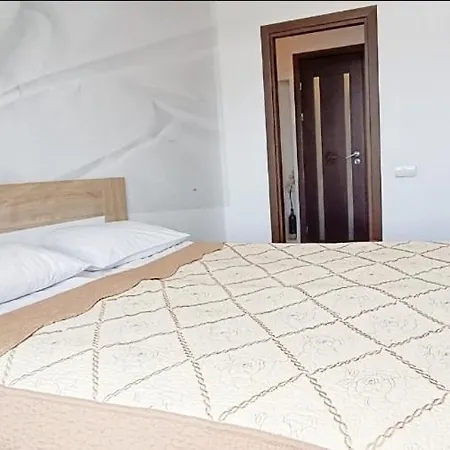 галицька без вимикань світла Appartamento Leopoli