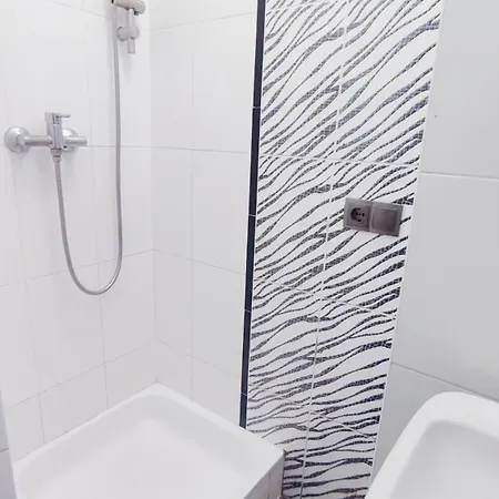 Апартаменти Галицька Без Вимикань Світла リヴィウ