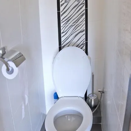 Apartment галицька без вимикань світла Lviv